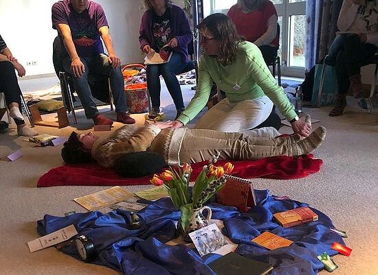 Handauflegen - Die Heilkraft der Hände erfahren