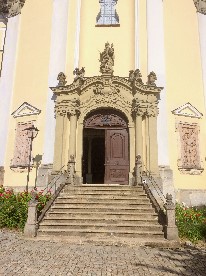 Besichtigung der Klosterkirche in Frauenzell